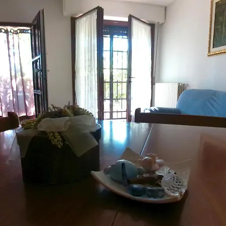 Little Star Pioppa Apartamento *
